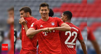 Five-star Bayern Munich thrash Fortuna to close in on Bundesliga title