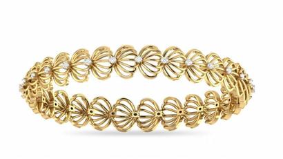 SEBI fines PC Jeweller#39;s promoters Rs 8cr in insider trading case; share price dips 4%
