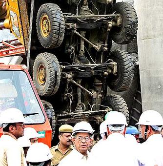 Now, rescue cranes topple at Delhi Metro site