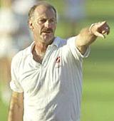 Lillee rates Vishy higher than Sunny