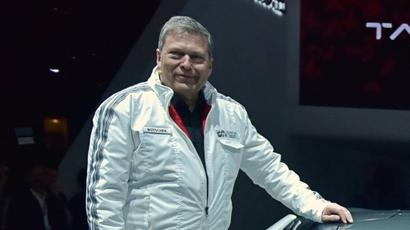 These automotive CEOs draw higher salaries than their co-promoters