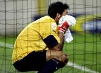 Buffon leads bitter Italian chorus