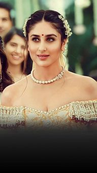 Kareena, Tara And Their Love Affair With Pearls