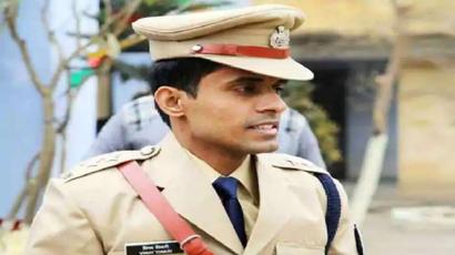 IPS Vinay Tiwari was extended all courtesies befitting an officer of his ra...