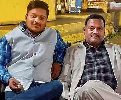 Vikas Dubey's close aide killed in encounter, 6 held Vikas Dubey's close aide killed in encounter, 6 held