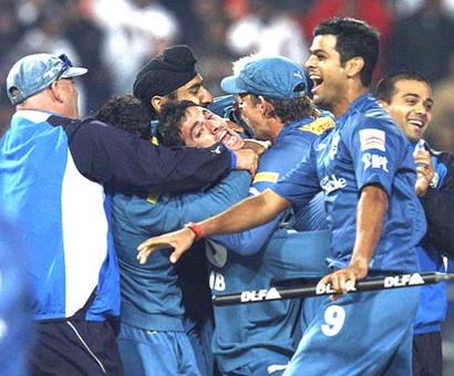 Stock option on cards for Deccan Chargers