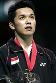 Hidayat captures world championship