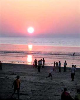 Almost 50% employees unhappy with their job