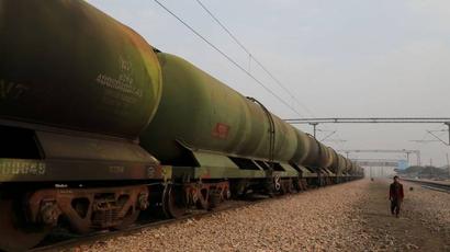 Crude oil futures steady at Rs 3,022 per barrel, WTI trades above $40