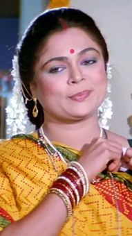 10 Mothers-in-Law We Love