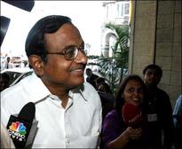 Chidambaram allays FII fears