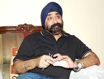 Manmohan Singh, the brother & uncle