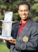Woods ends drought in Japan