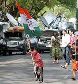 Congress leaders celebrate victory